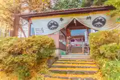 坪沼八幡神社の山門