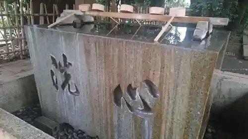 渋谷氷川神社の手水舎