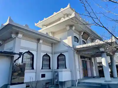 同聚院の{uncategorized: "未分類", other: "その他", undefined: "問題あり", building: "その他建物", grave: "お墓", sacred_gate: "鳥居", guardian: "狛犬", statue: "像", buddha: "仏像", history: "歴史", nature: "自然", garden: "庭園", animal: "動物", pagoda: "塔", temizu: "手水舎", mountain_gate: "山門・神門", sanctuary: "本殿・本堂", subordinate: "末社・摂社", art: "芸術", scenery: "景色", jizo: "地蔵", ema: "絵馬", goshuin: "御朱印", omikuji: "おみくじ", items: "授与品その他", amulet: "お守り", goshuincho: "御朱印帳", eats: "食事", festival: "お祭り", votive_dance: "神楽", shichigosan: "七五三参", wedding: "結婚式", experience: "体験その他", initially: "初詣", around: "周辺", anti_infection: "感染症対策"}