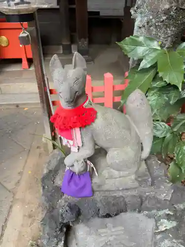 花園稲荷神社の{uncategorized: "未分類", other: "その他", undefined: "問題あり", building: "その他建物", grave: "お墓", sacred_gate: "鳥居", guardian: "狛犬", statue: "像", buddha: "仏像", history: "歴史", nature: "自然", garden: "庭園", animal: "動物", pagoda: "塔", temizu: "手水舎", mountain_gate: "山門・神門", sanctuary: "本殿・本堂", subordinate: "末社・摂社", art: "芸術", scenery: "景色", jizo: "地蔵", ema: "絵馬", goshuin: "御朱印", omikuji: "おみくじ", items: "授与品その他", amulet: "お守り", goshuincho: "御朱印帳", eats: "食事", festival: "お祭り", votive_dance: "神楽", shichigosan: "七五三参", wedding: "結婚式", experience: "体験その他", initially: "初詣", around: "周辺", anti_infection: "感染症対策"}