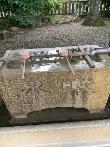 溝旗神社（肇國神社）の手水舎
