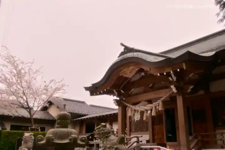 神鳥前川神社の本殿・本堂