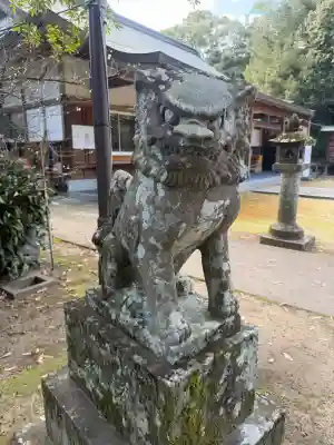 鏡神社の{uncategorized: "未分類", other: "その他", undefined: "問題あり", building: "その他建物", grave: "お墓", sacred_gate: "鳥居", guardian: "狛犬", statue: "像", buddha: "仏像", history: "歴史", nature: "自然", garden: "庭園", animal: "動物", pagoda: "塔", temizu: "手水舎", mountain_gate: "山門・神門", sanctuary: "本殿・本堂", subordinate: "末社・摂社", art: "芸術", scenery: "景色", jizo: "地蔵", ema: "絵馬", goshuin: "御朱印", omikuji: "おみくじ", items: "授与品その他", amulet: "お守り", goshuincho: "御朱印帳", eats: "食事", festival: "お祭り", votive_dance: "神楽", shichigosan: "七五三参", wedding: "結婚式", experience: "体験その他", initially: "初詣", around: "周辺", anti_infection: "感染症対策"}