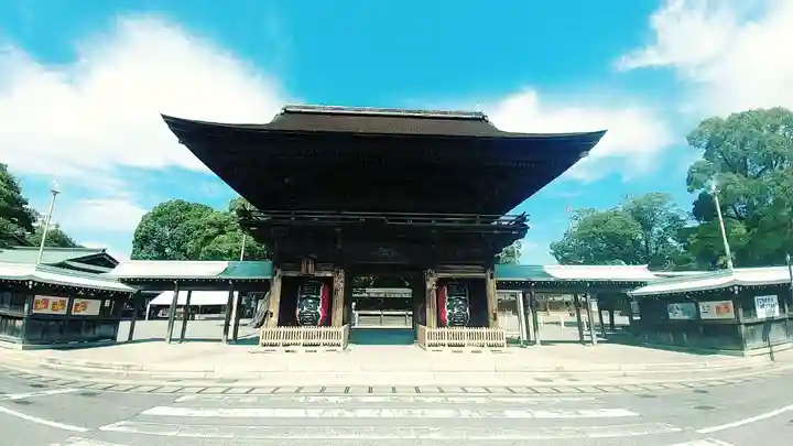 尾張大國霊神社(国府宮)の山門・神門
