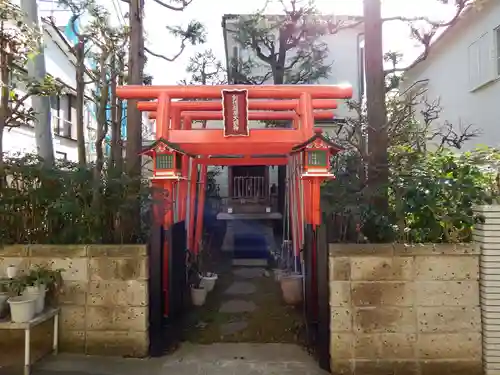 剣徳稲荷大明神(神奈川県)