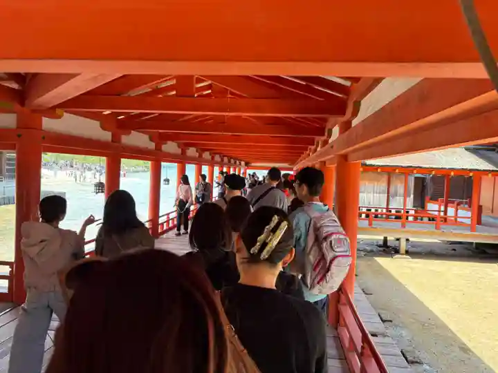 厳島神社(広島県)