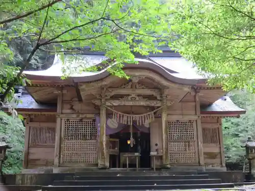 二上神社の本殿・本堂