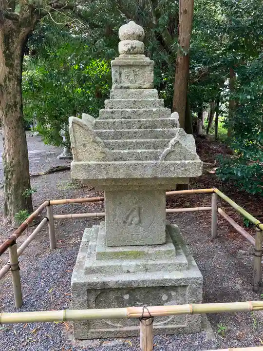 比都佐神社の塔