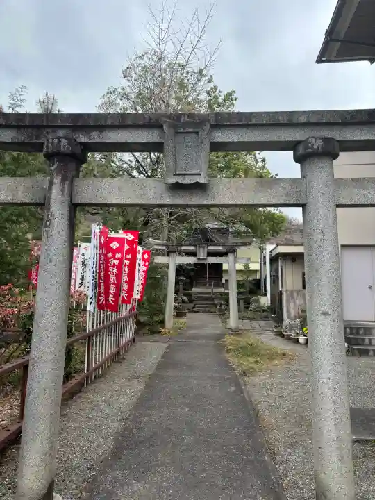 甲斐善光寺の{uncategorized: "未分類", other: "その他", undefined: "問題あり", building: "その他建物", grave: "お墓", sacred_gate: "鳥居", guardian: "狛犬", statue: "像", buddha: "仏像", history: "歴史", nature: "自然", garden: "庭園", animal: "動物", pagoda: "塔", temizu: "手水舎", mountain_gate: "山門・神門", sanctuary: "本殿・本堂", subordinate: "末社・摂社", art: "芸術", scenery: "景色", jizo: "地蔵", ema: "絵馬", goshuin: "御朱印", omikuji: "おみくじ", items: "授与品その他", amulet: "お守り", goshuincho: "御朱印帳", eats: "食事", festival: "お祭り", votive_dance: "神楽", shichigosan: "七五三参", wedding: "結婚式", experience: "体験その他", initially: "初詣", around: "周辺", anti_infection: "感染症対策"}
