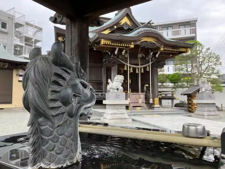 円行八幡宮の手水舎