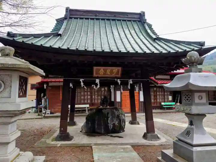 北東本宮小室浅間神社(山梨県)