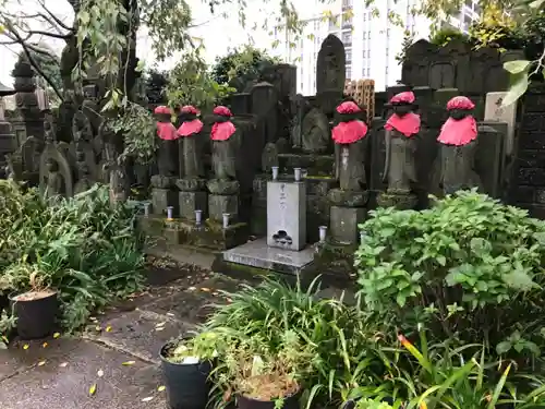 薬師寺　南蔵院 の地蔵