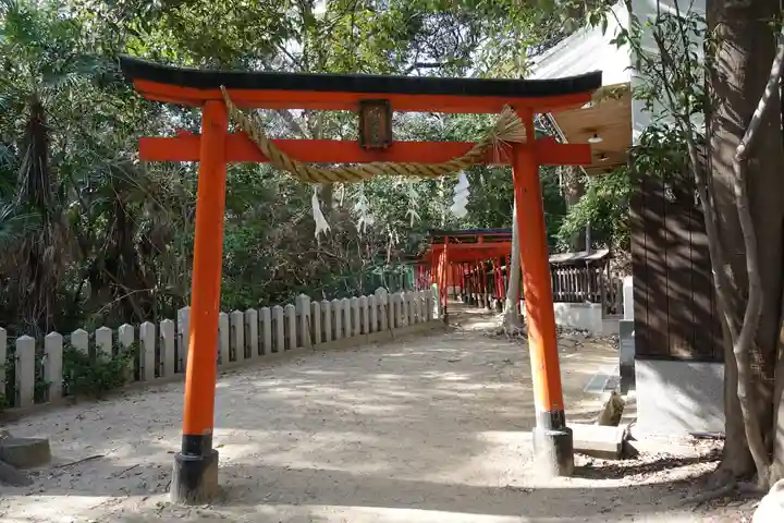 六甲八幡神社の鳥居