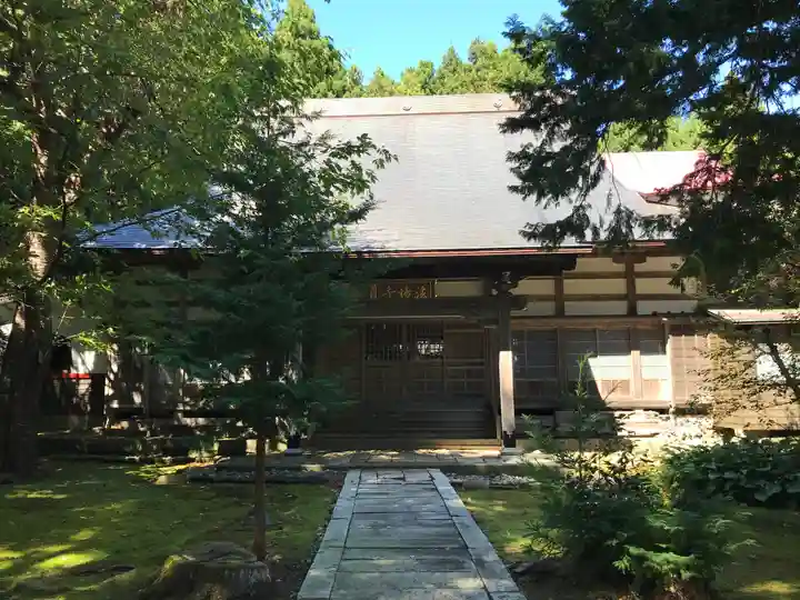 法幢寺の本殿・本堂