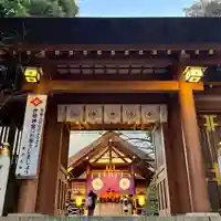 東京大神宮の山門・神門