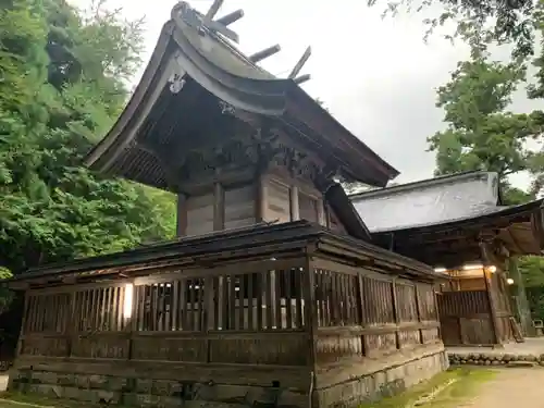 玉作湯神社の本殿