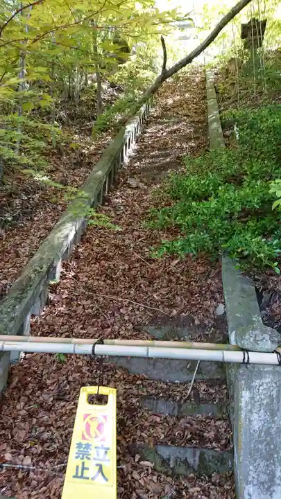 鼻顔稲荷神社(長野県)