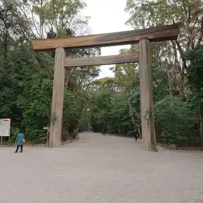 熱田神宮の鳥居