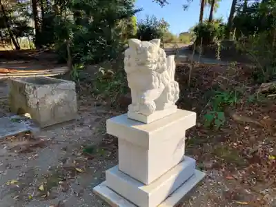 下諏訪神社の狛犬