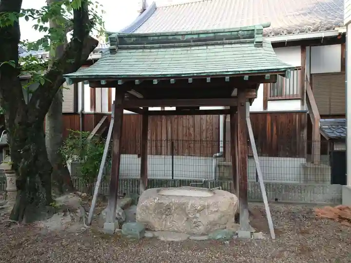 鈴宮社(靈宮社)の手水舎