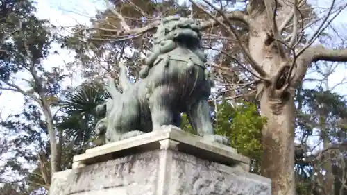 伊弉子神社の狛犬
