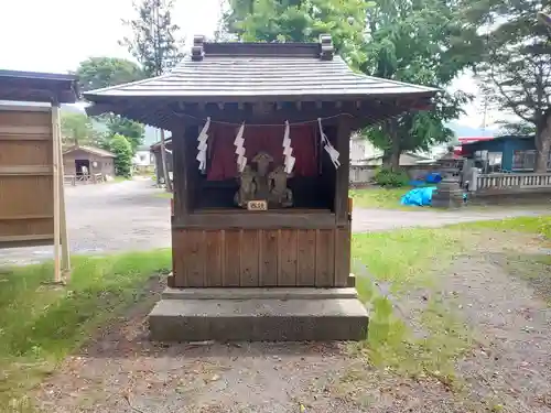 小室浅間神社の末社