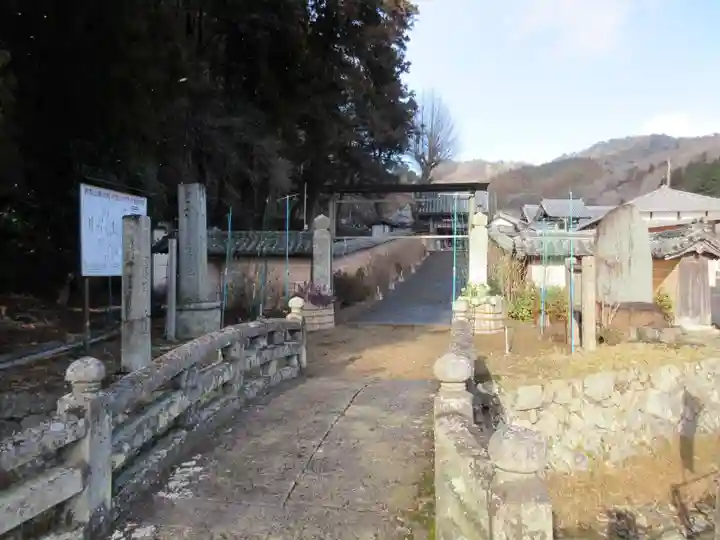 弥勒寺(兵庫県)