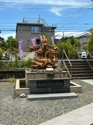 龍口明神社の{uncategorized: "未分類", other: "その他", undefined: "問題あり", building: "その他建物", grave: "お墓", sacred_gate: "鳥居", guardian: "狛犬", statue: "像", buddha: "仏像", history: "歴史", nature: "自然", garden: "庭園", animal: "動物", pagoda: "塔", temizu: "手水舎", mountain_gate: "山門・神門", sanctuary: "本殿・本堂", subordinate: "末社・摂社", art: "芸術", scenery: "景色", jizo: "地蔵", ema: "絵馬", goshuin: "御朱印", omikuji: "おみくじ", items: "授与品その他", amulet: "お守り", goshuincho: "御朱印帳", eats: "食事", festival: "お祭り", votive_dance: "神楽", shichigosan: "七五三参", wedding: "結婚式", experience: "体験その他", initially: "初詣", around: "周辺", anti_infection: "感染症対策"}