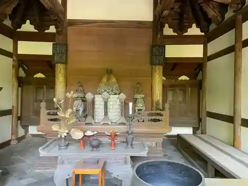 酬恩庵一休寺の像