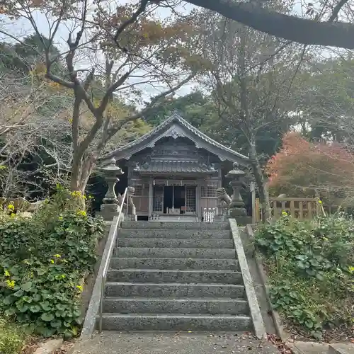 鎮懐石八幡宮の建物その他