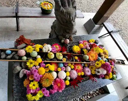 滑川神社 - 仕事と子どもの守り神の手水