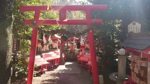 冠稲荷神社の鳥居