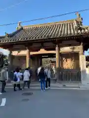 穴太寺の山門