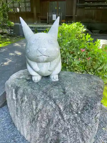 富知六所浅間神社の狛犬