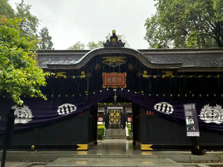 瑞鳳殿の{uncategorized: "未分類", other: "その他", undefined: "問題あり", building: "その他建物", grave: "お墓", sacred_gate: "鳥居", guardian: "狛犬", statue: "像", buddha: "仏像", history: "歴史", nature: "自然", garden: "庭園", animal: "動物", pagoda: "塔", temizu: "手水舎", mountain_gate: "山門・神門", sanctuary: "本殿・本堂", subordinate: "末社・摂社", art: "芸術", scenery: "景色", jizo: "地蔵", ema: "絵馬", goshuin: "御朱印", omikuji: "おみくじ", items: "授与品その他", amulet: "お守り", goshuincho: "御朱印帳", eats: "食事", festival: "お祭り", votive_dance: "神楽", shichigosan: "七五三参", wedding: "結婚式", experience: "体験その他", initially: "初詣", around: "周辺", anti_infection: "感染症対策"}