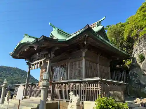 和布刈神社の{uncategorized: "未分類", other: "その他", undefined: "問題あり", building: "その他建物", grave: "お墓", sacred_gate: "鳥居", guardian: "狛犬", statue: "像", buddha: "仏像", history: "歴史", nature: "自然", garden: "庭園", animal: "動物", pagoda: "塔", temizu: "手水舎", mountain_gate: "山門・神門", sanctuary: "本殿・本堂", subordinate: "末社・摂社", art: "芸術", scenery: "景色", jizo: "地蔵", ema: "絵馬", goshuin: "御朱印", omikuji: "おみくじ", items: "授与品その他", amulet: "お守り", goshuincho: "御朱印帳", eats: "食事", festival: "お祭り", votive_dance: "神楽", shichigosan: "七五三参", wedding: "結婚式", experience: "体験その他", initially: "初詣", around: "周辺", anti_infection: "感染症対策"}