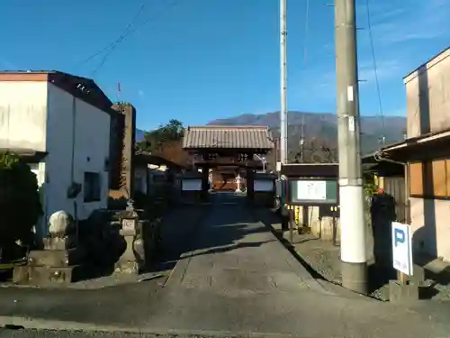 法泉寺の山門