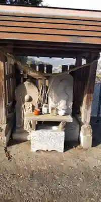 三社神社の仏像
