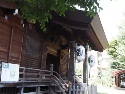 御霊神社の本殿