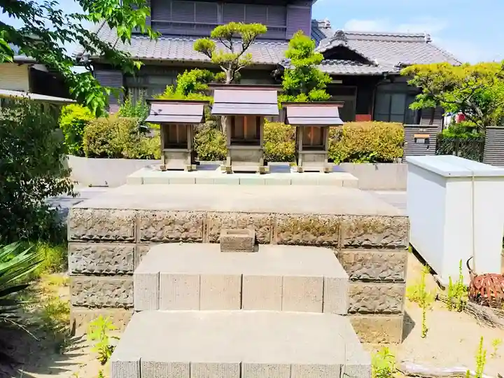 三狐社の末社・摂社