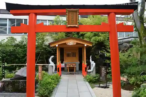 蛇窪神社の末社・摂社