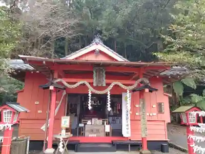 諏訪神社の本殿・本堂
