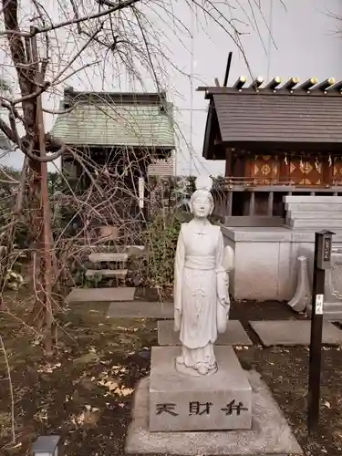 成子天神社の像