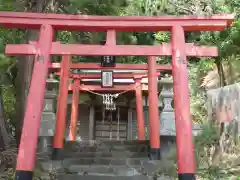 磯﨑稲荷神社の鳥居