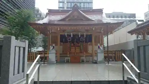 福徳神社（芽吹稲荷）の本殿・本堂
