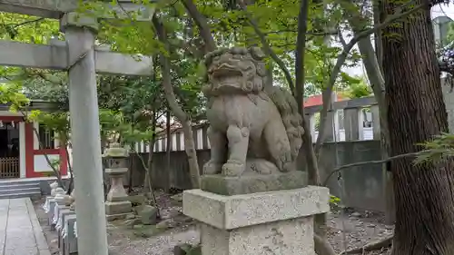 麄香神社の狛犬