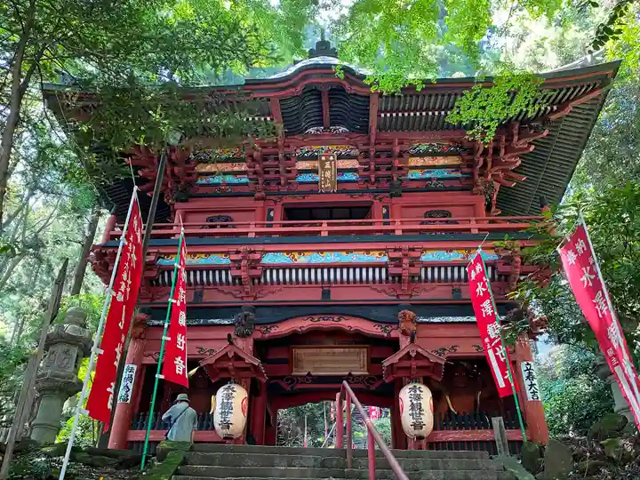 水澤寺(水澤観世音)の山門・神門