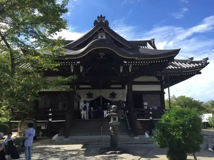 橘寺の本殿・本堂