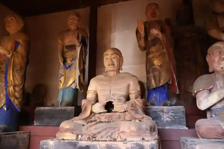 地蔵寺奥の院 五百羅漢堂(徳島県)