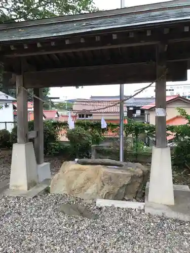 机﨑神社の手水舎